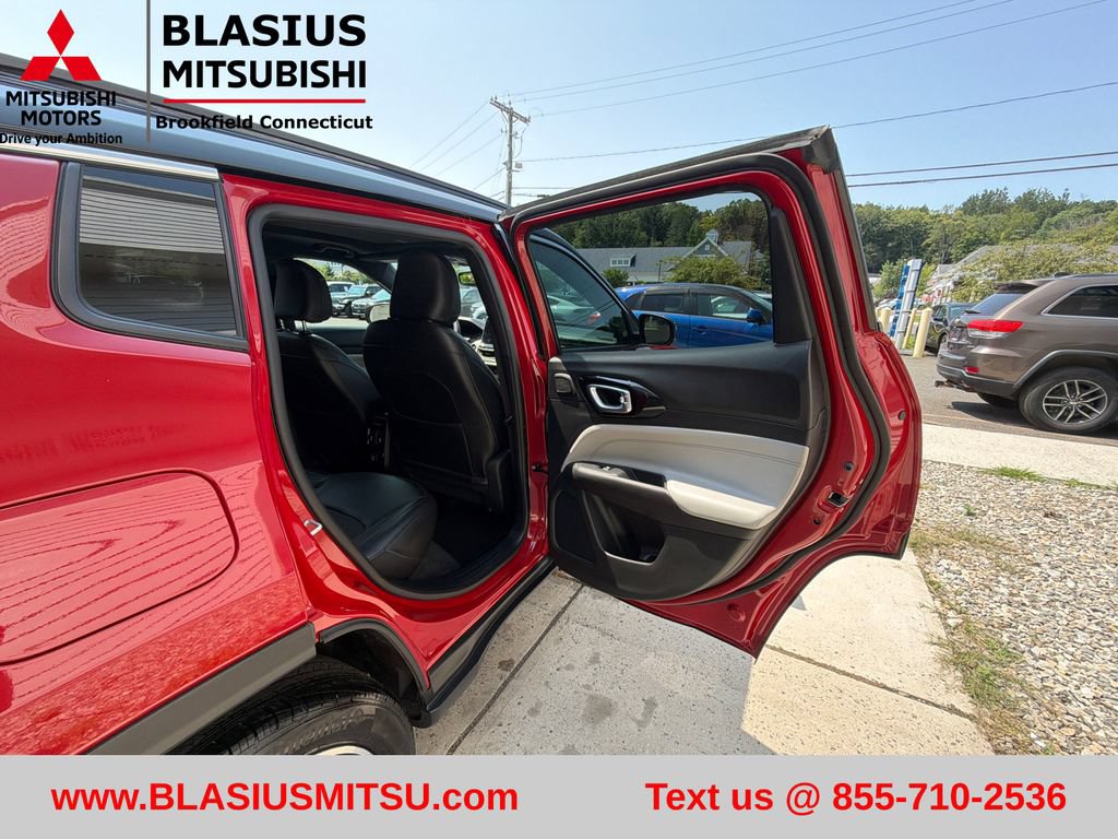 Used 2023 Jeep Compass Limited w/ Sun and Sound Group AWD/4WD image 43