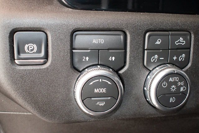 Used 2026 GMC Sierra 1500 SLT AWD/4WD image 31