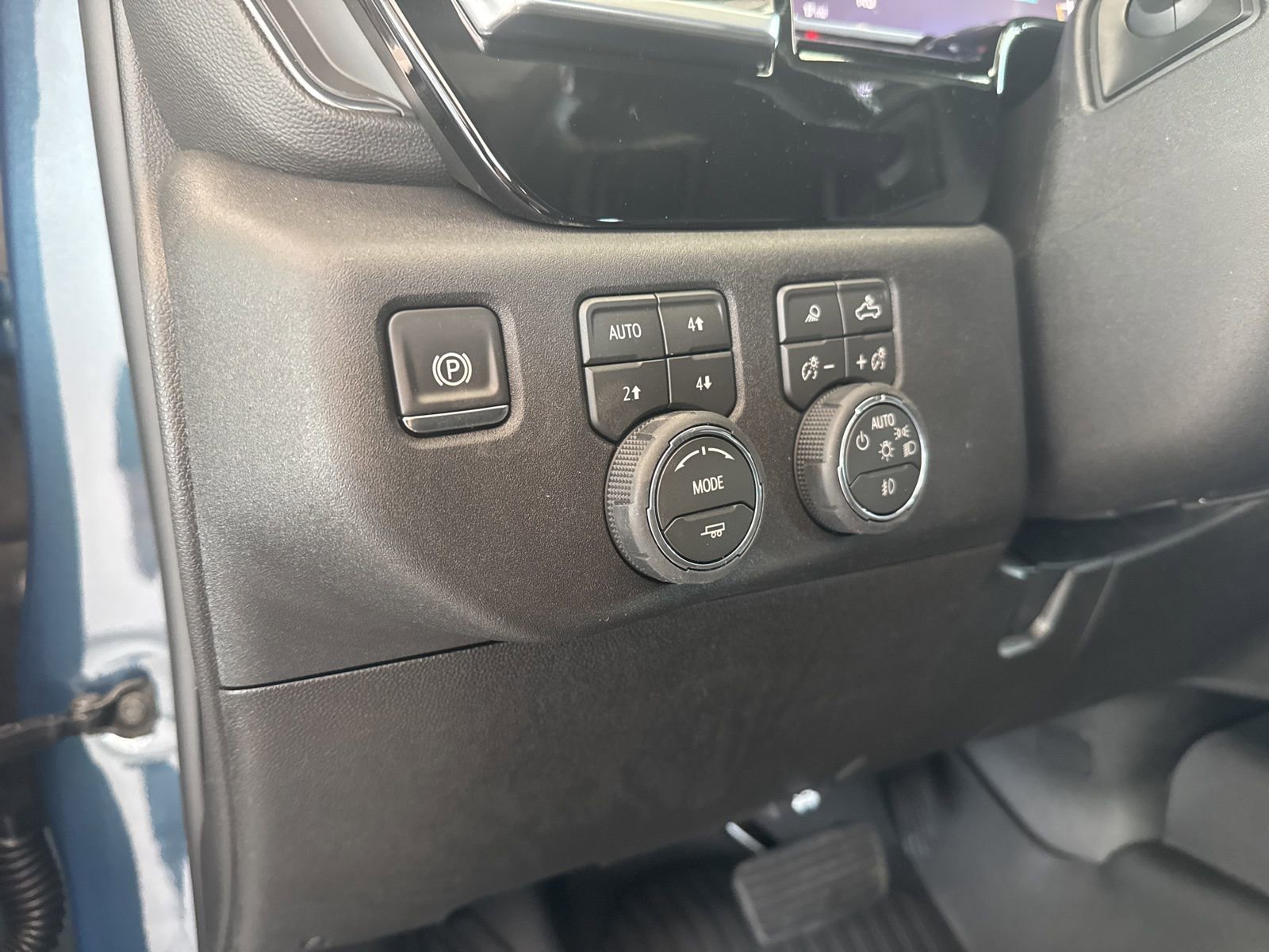 New 2026 Chevrolet Silverado 3500 LT w/ Safety Package image 19