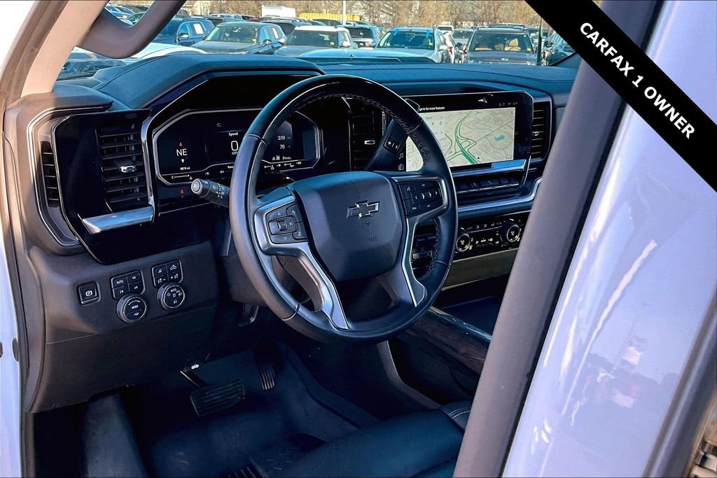 Used 2024 Chevrolet Silverado 3500 LTZ w/ LTZ Plus Package AWD/4WD image 17