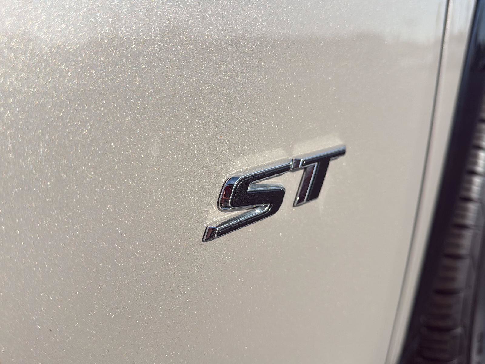 Used 2026 Buick Enclave Sport Touring AWD/4WD image 30