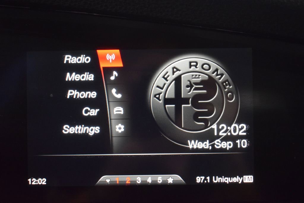 Used 2019 Alfa Romeo Giulia AWD w/ Cold Weather Package image 24