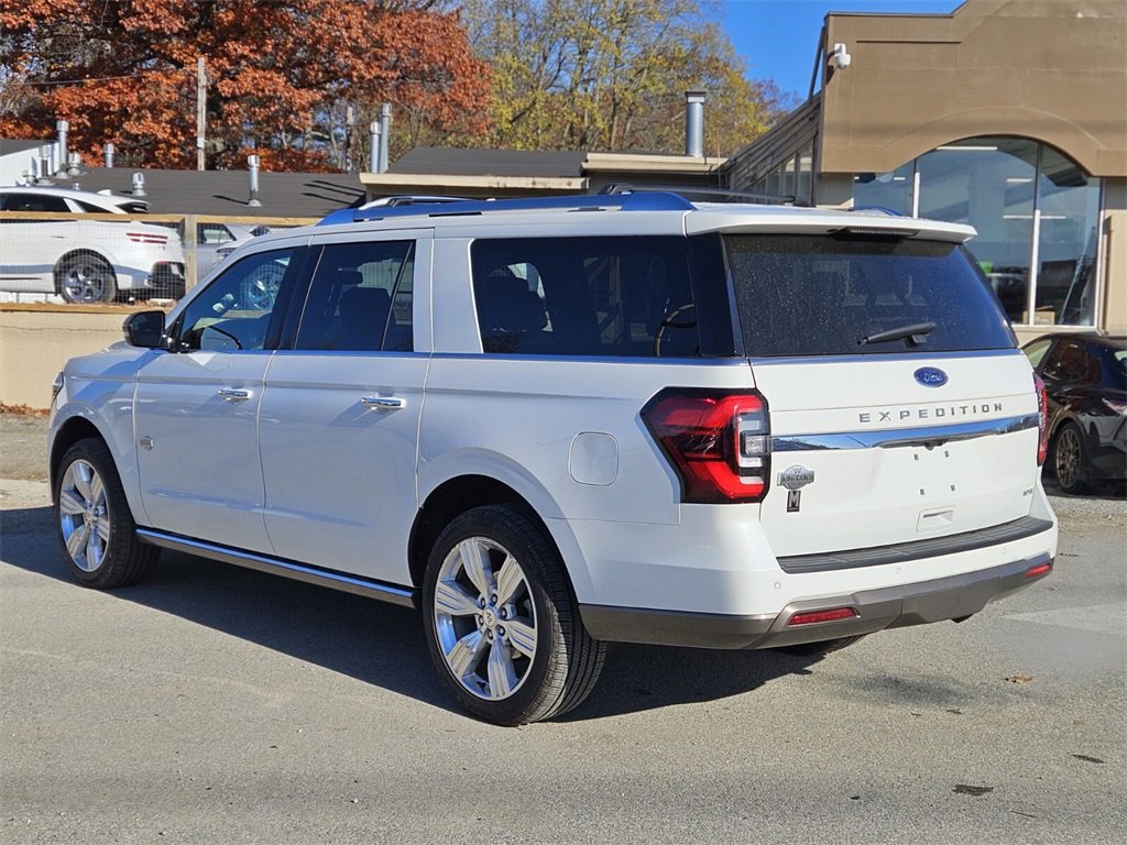 Used 2022 Ford Expedition Max King Ranch image 3