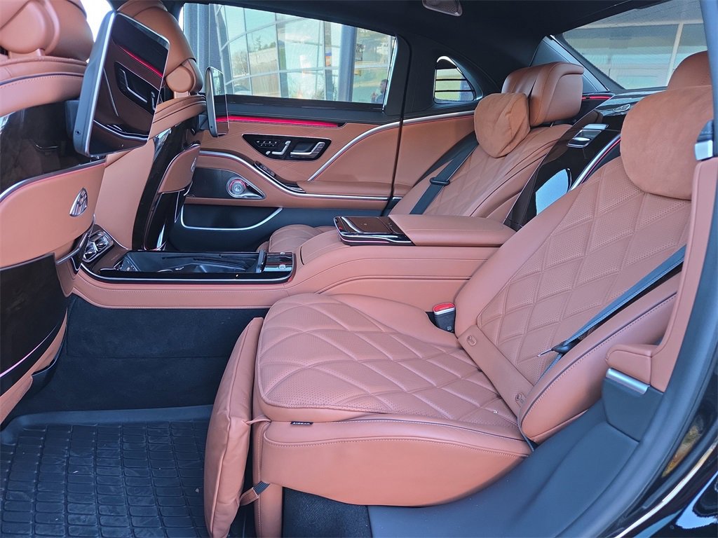Certified 2024 Mercedes-Benz Maybach S 580 4MATIC image 12