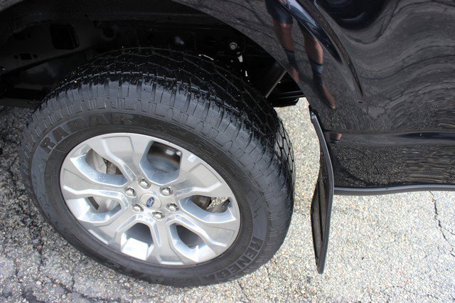 Used 2023 Ford F150 Platinum w/ FX4 Off-Road Package AWD/4WD image 6