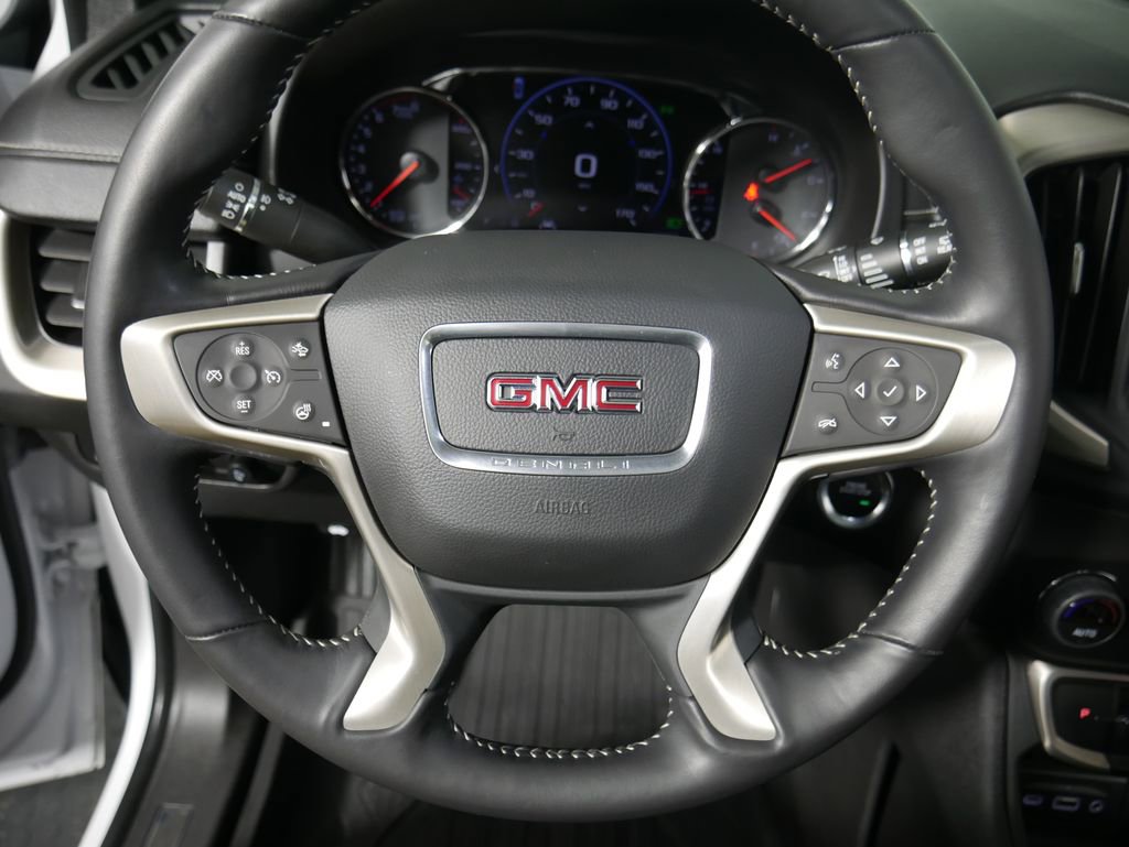 Used 2022 GMC Terrain Denali w/ Denali Premium Package image 13