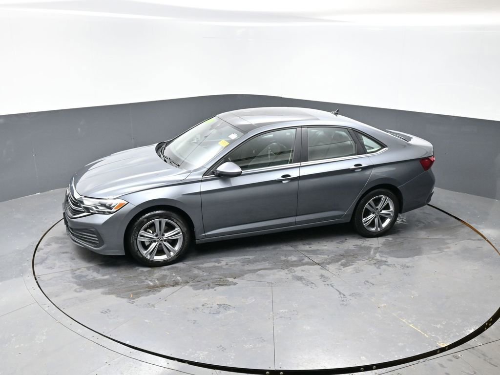 Used 2024 Volkswagen Jetta SE image 46