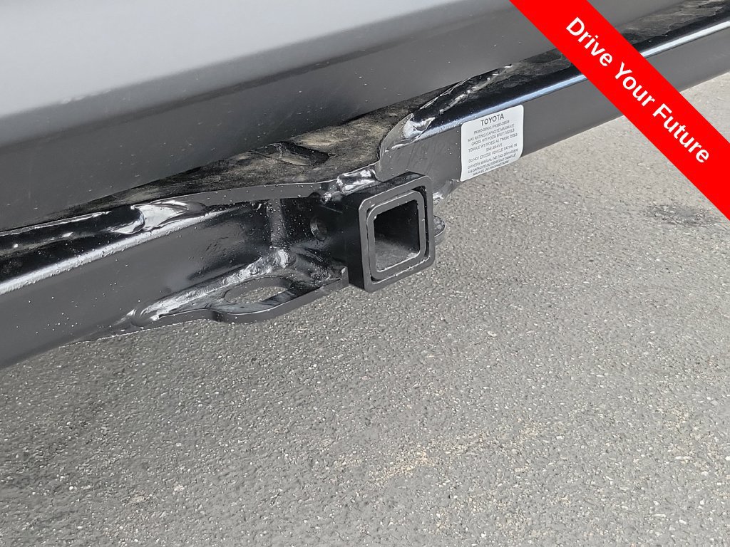 Used 2026 Toyota Sienna XLE Woodland Edition AWD/4WD image 30