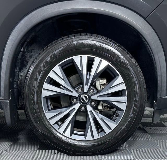 Used 2022 Nissan Rogue SV FWD image 10