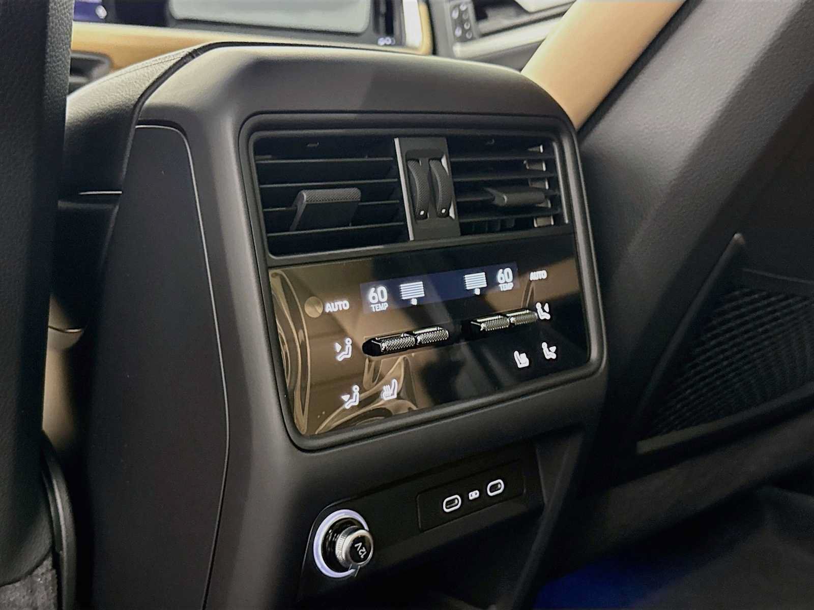 New 2026 Porsche Cayenne Coupe AWD/4WD image 25