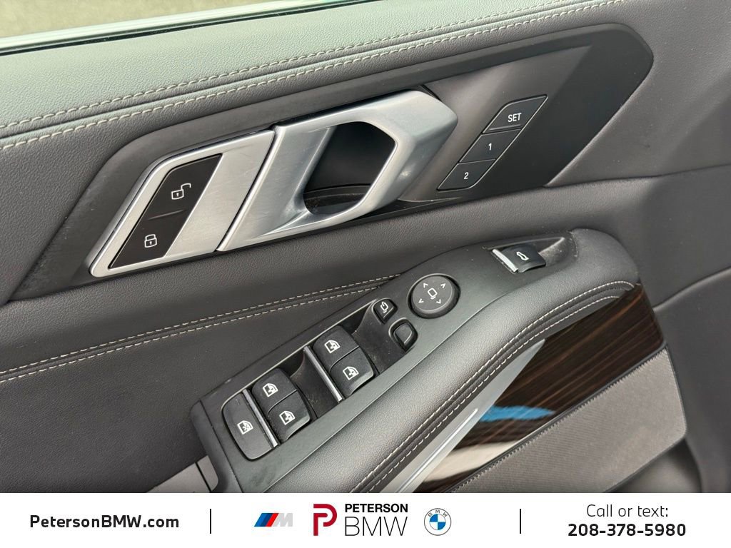 Used 2024 BMW X5 xDrive50e w/ Premium Package image 11