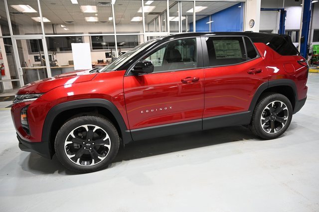 New 2026 Chevrolet Equinox LT w/ Convenience Package II image 7