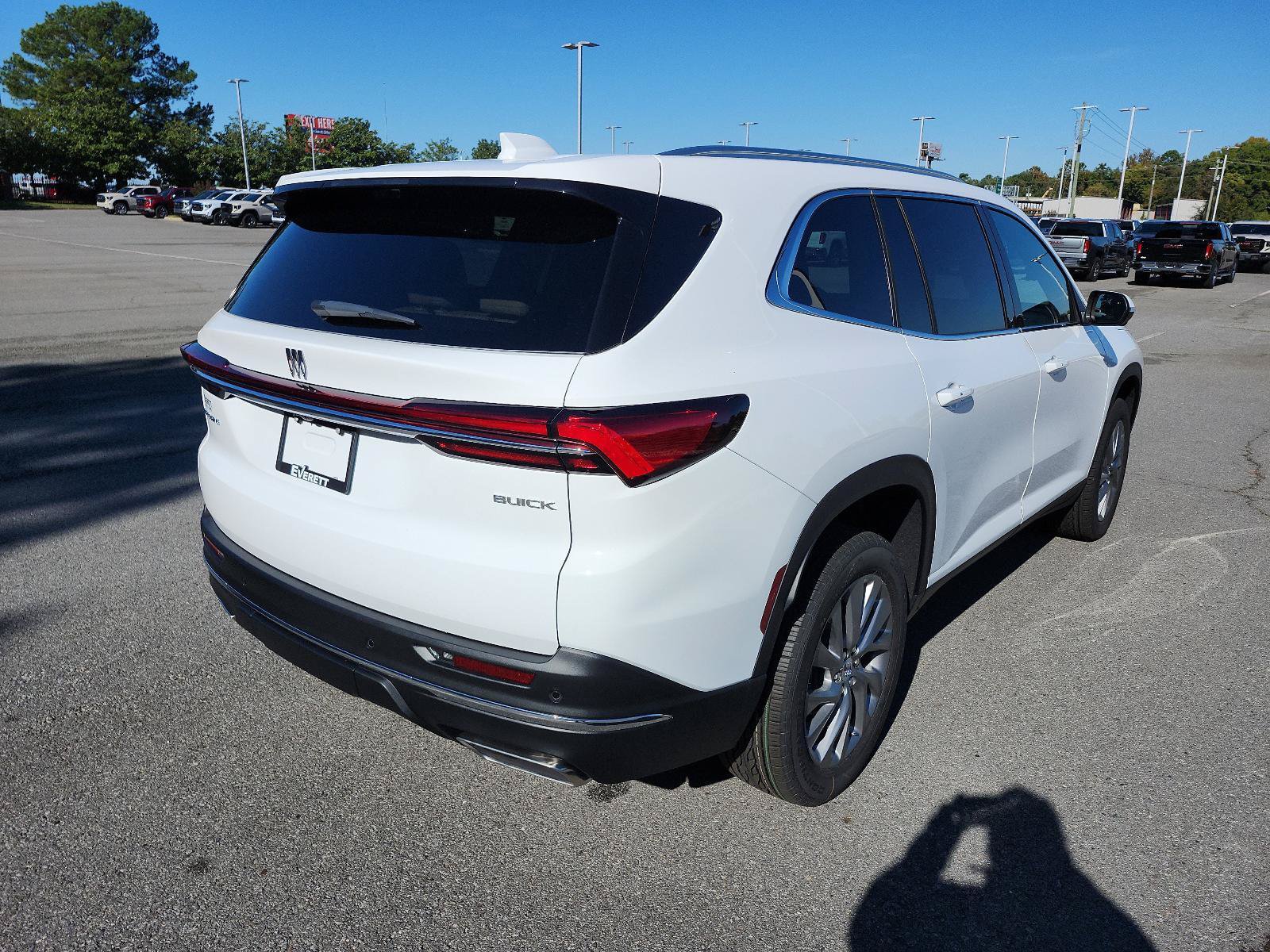 New 2026 Buick Enclave Preferred w/ Power Package FWD image 3