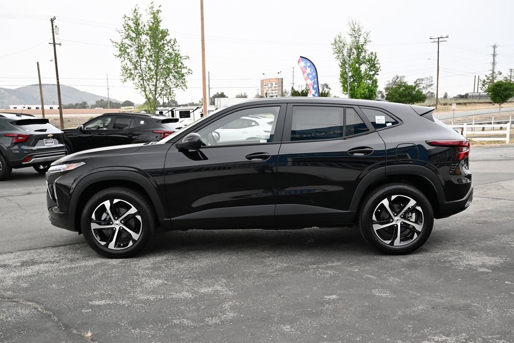 New 2026 Chevrolet Trax RS w/ Driver Confidence Package FWD image 8