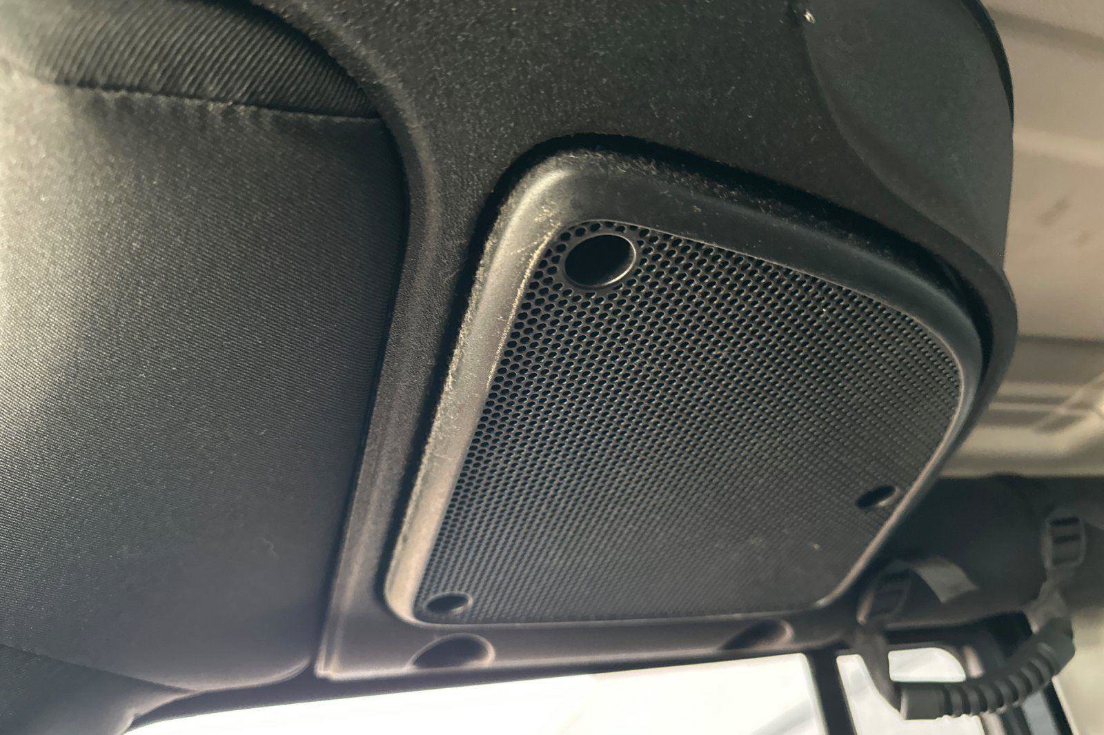 Used 2015 Jeep Wrangler Unlimited Sport w/ Connectivity Group image 19