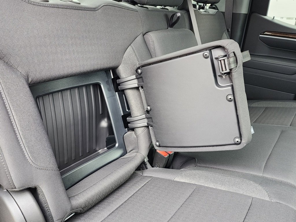 New 2026 GMC Sierra 1500 Elevation w/ LPO, Elevation Black Package image 45