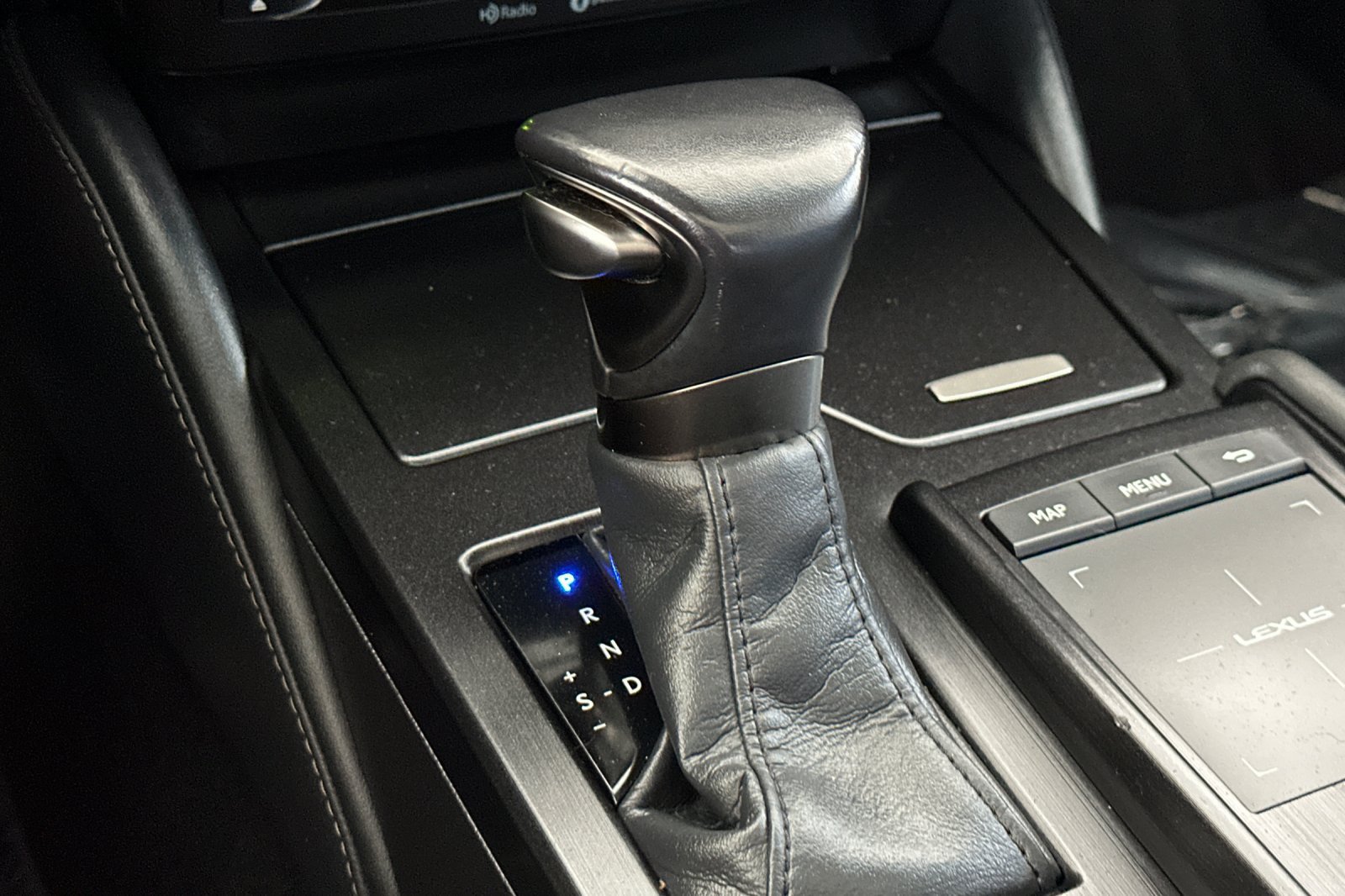 Used 2022 Lexus ES 300h w/ Premium Package FWD image 22