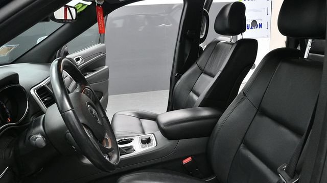 Used 2018 Jeep Grand Cherokee Limited AWD/4WD image 21