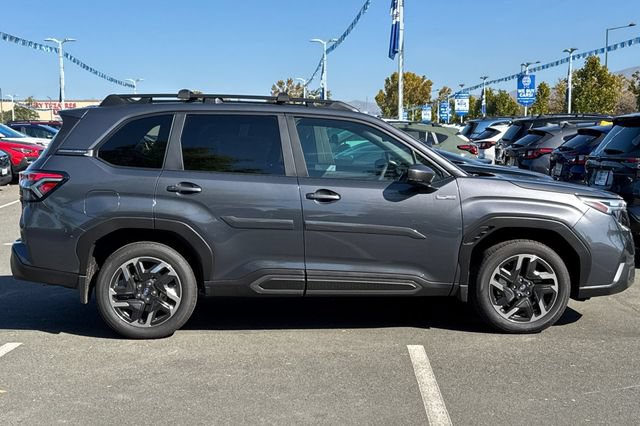 New 2025 Subaru Forester Limited AWD/4WD video 3