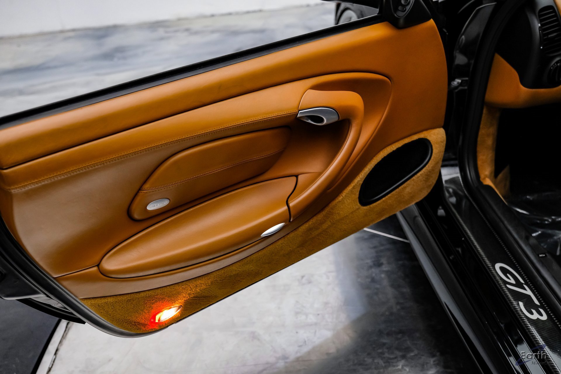 Used 2004 Porsche 911 GT3 image 71