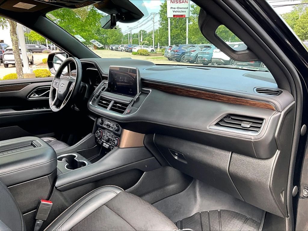 Used 2023 Chevrolet Tahoe High Country AWD/4WD image 14