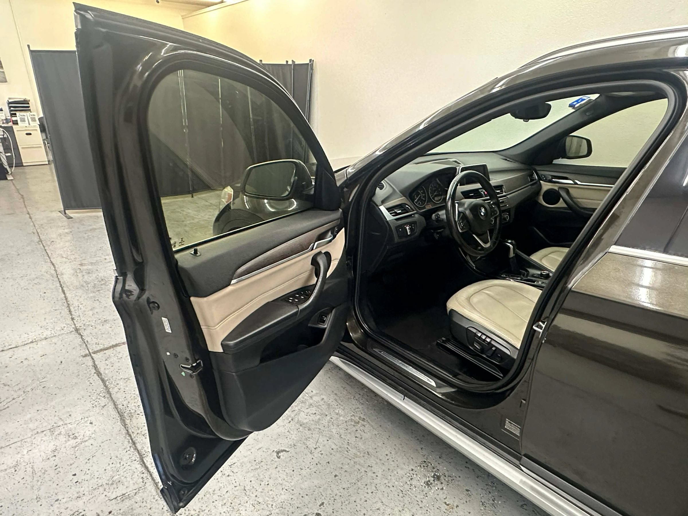 Used 2016 BMW X1 xDrive28i AWD/4WD image 41