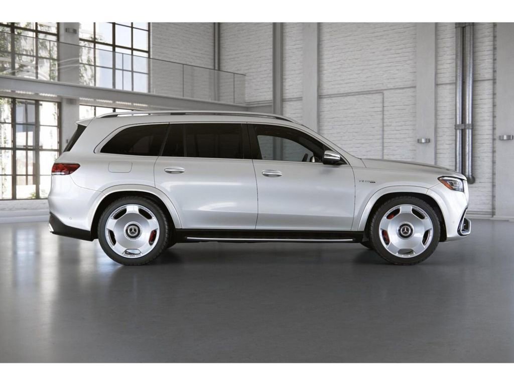 Used 2023 Mercedes-Benz GLS 63 AMG 4MATIC image 2