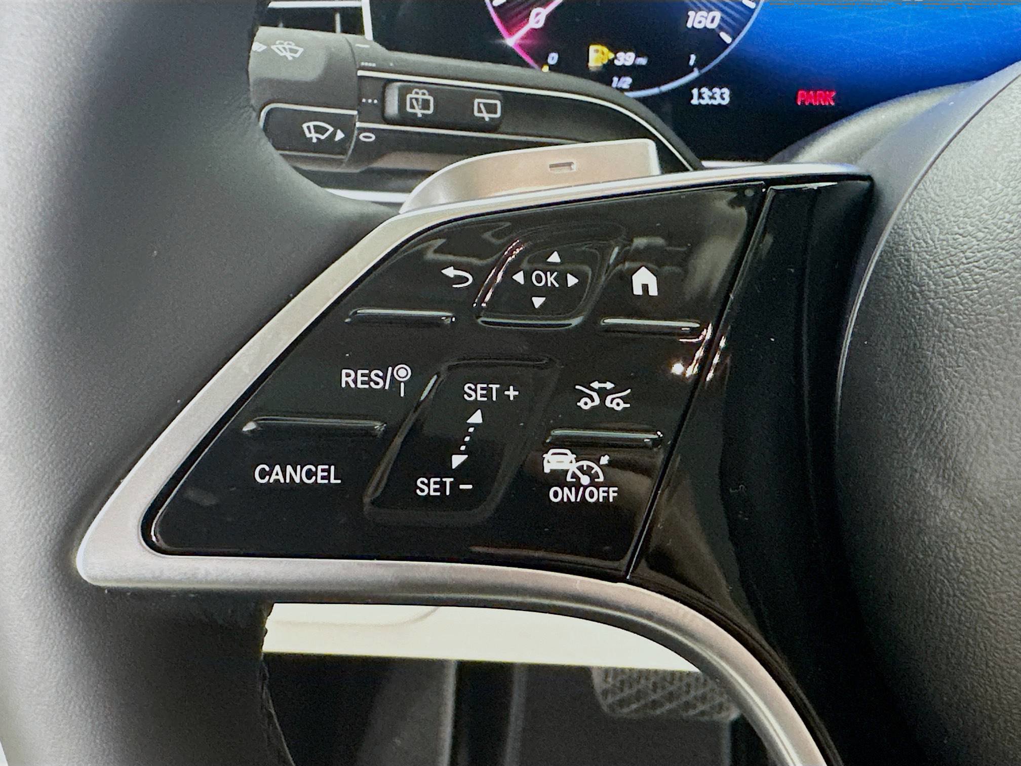 Used 2026 Mercedes-Benz GLE 450 GLE 450 image 12