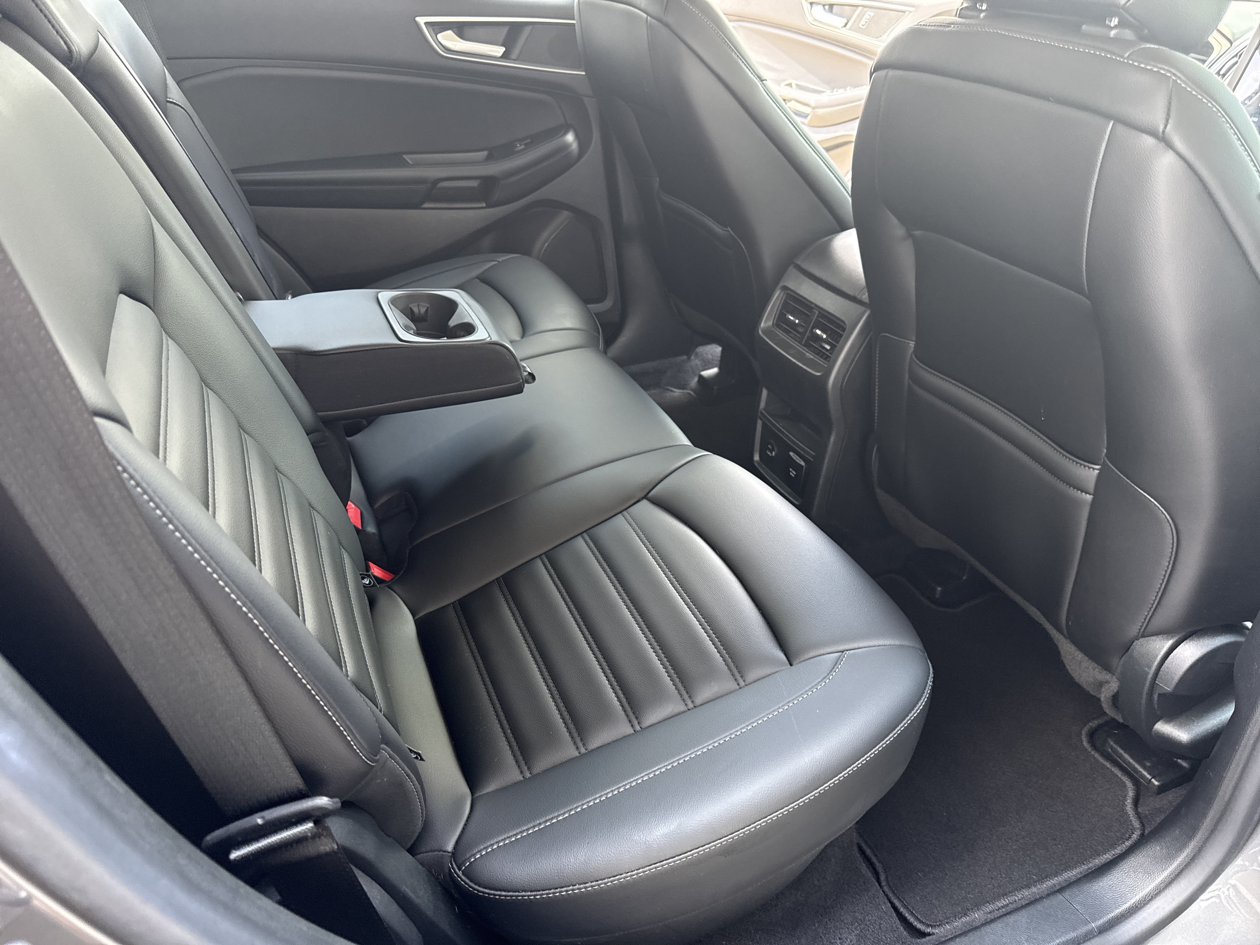 Used 2022 Ford Edge SEL w/ Convenience Package AWD/4WD image 15