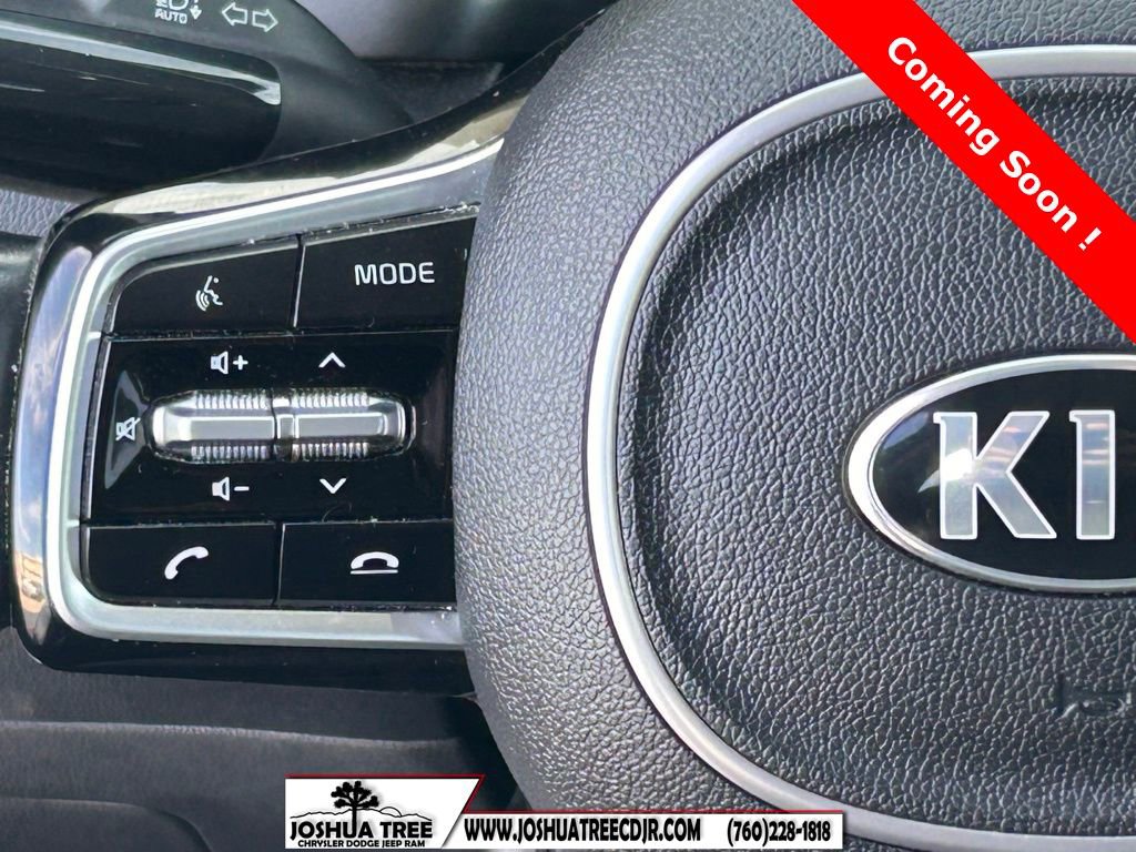 Used 2021 Kia Sorento S w/ Panoramic Sunroof Package image 18