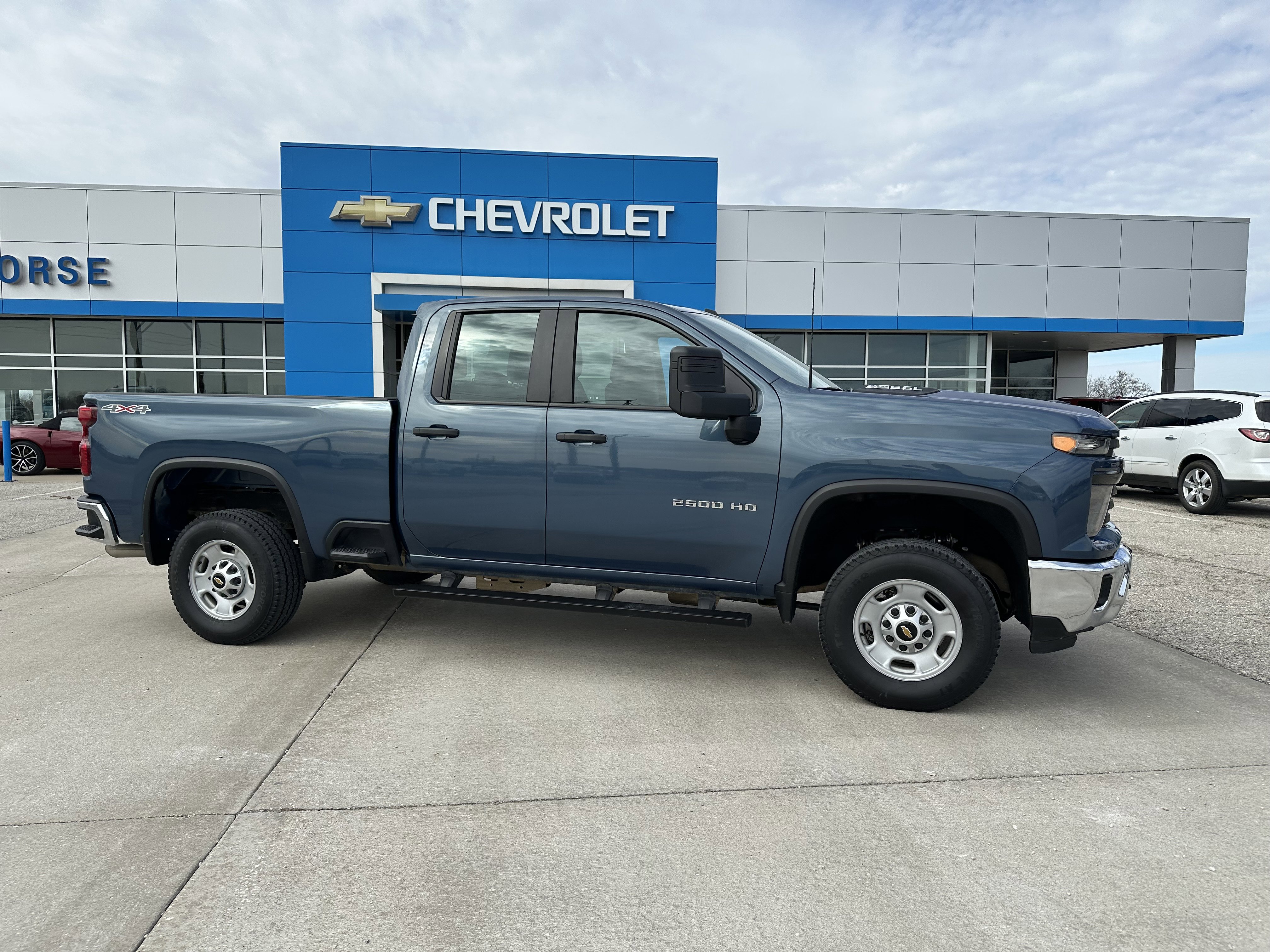 Certified 2024 Chevrolet Silverado 2500 W/T image 2