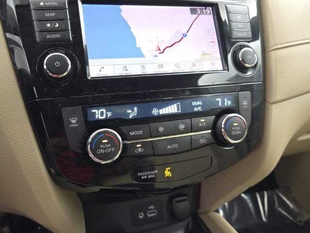Used 2019 Nissan Rogue SV w/ Premium Package AWD/4WD image 24