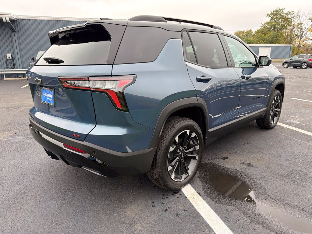 New 2027 Chevrolet Equinox RS w/ Safety and Technology Package AWD/4WD image 3