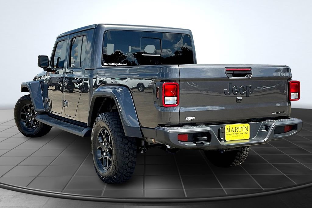 New 2025 Jeep Gladiator Sport image 3