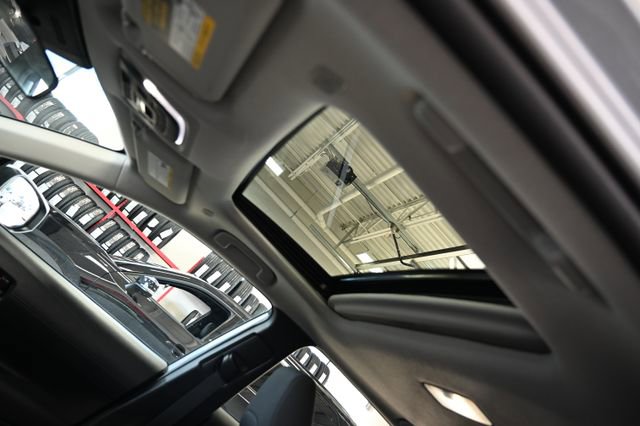 Used 2024 Toyota Corolla Cross LE w/ Moonroof Package AWD/4WD image 21