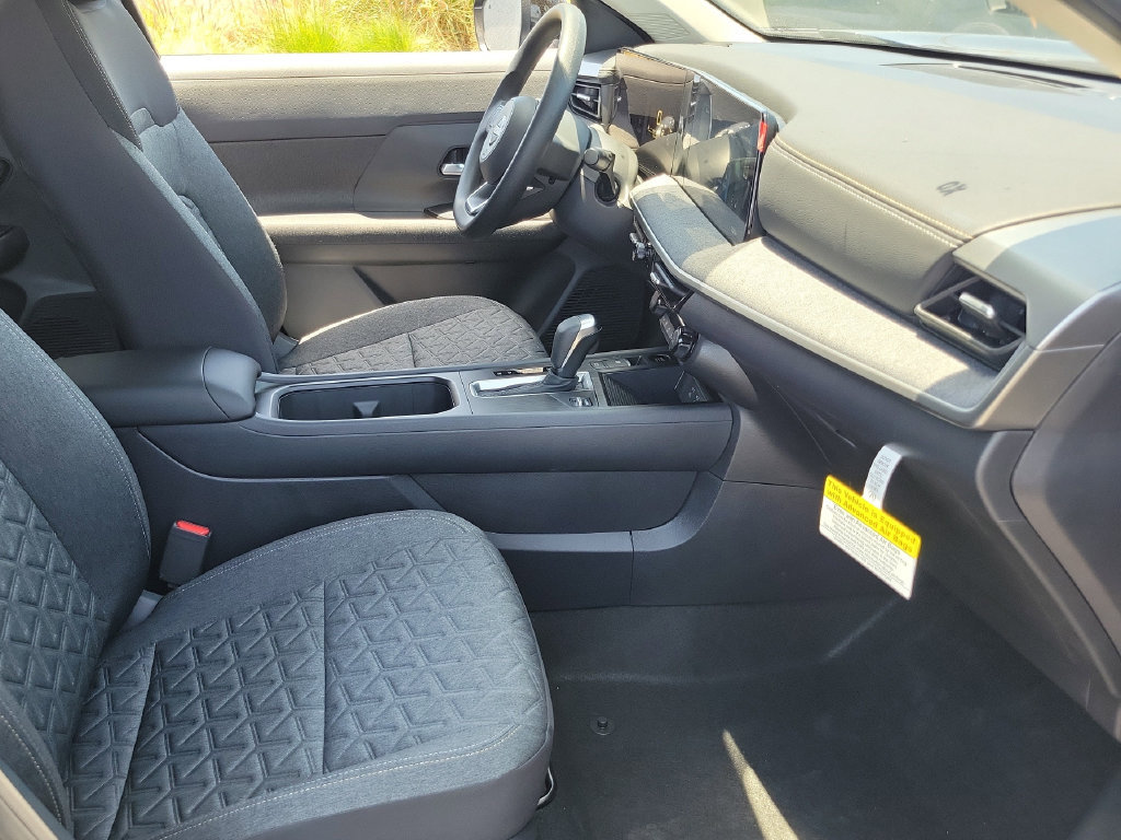 New 2026 Nissan Kicks SV w/ Interior Electronics Package FWD image 13