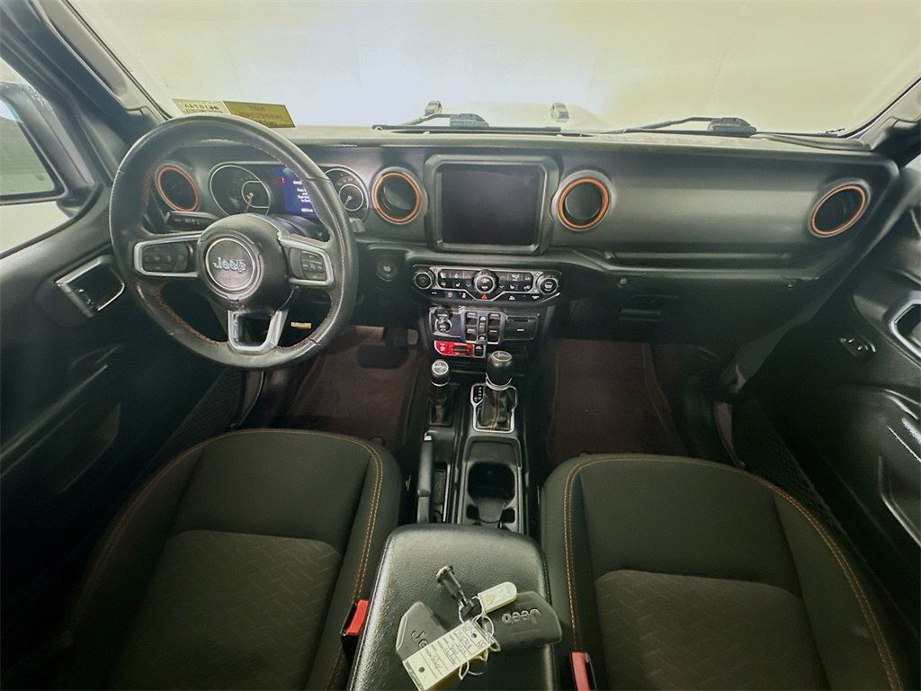 Used 2023 Jeep Gladiator Mojave w/ Cold Weather Group image 10