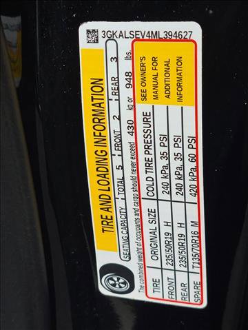 Used 2021 GMC Terrain Denali w/ Denali Premium Package FWD image 14