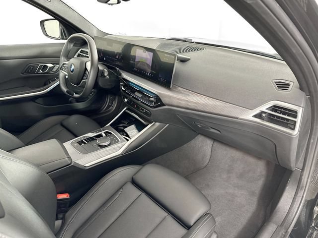 Used 2025 BMW 330i xDrive Sedan AWD/4WD image 28