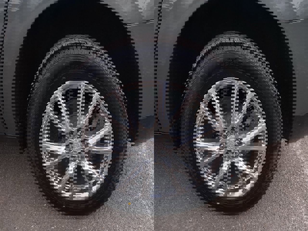 Used 2022 Buick Enclave Essence w/ Experience Buick Package image 10