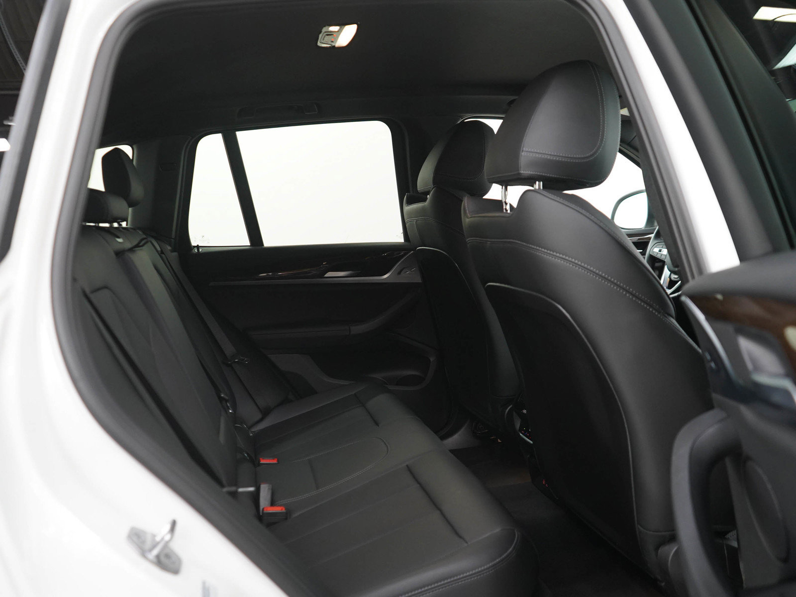 Used 2022 BMW X3 xDrive30i AWD/4WD image 12