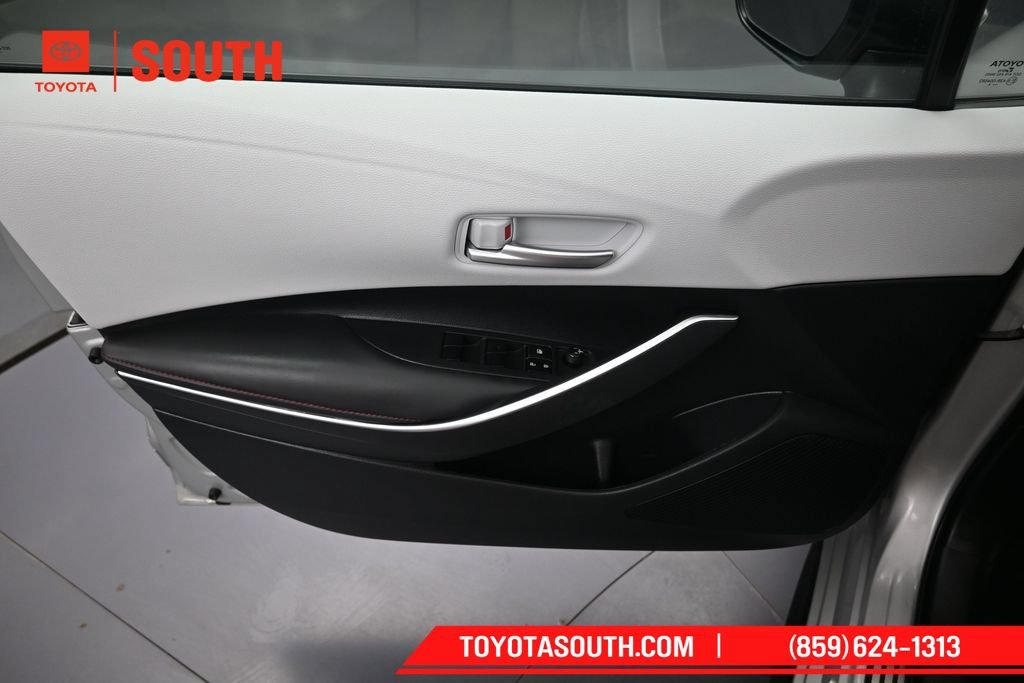 Used 2024 Toyota Corolla SE FWD image 23