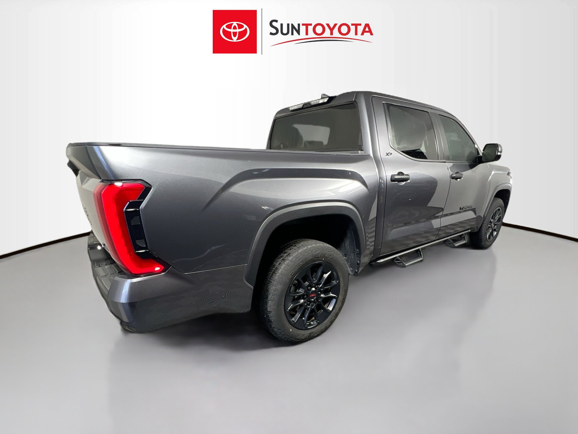 Used 2024 Toyota Tundra SR5 w/ SR5 Convenience Package AWD/4WD image 4