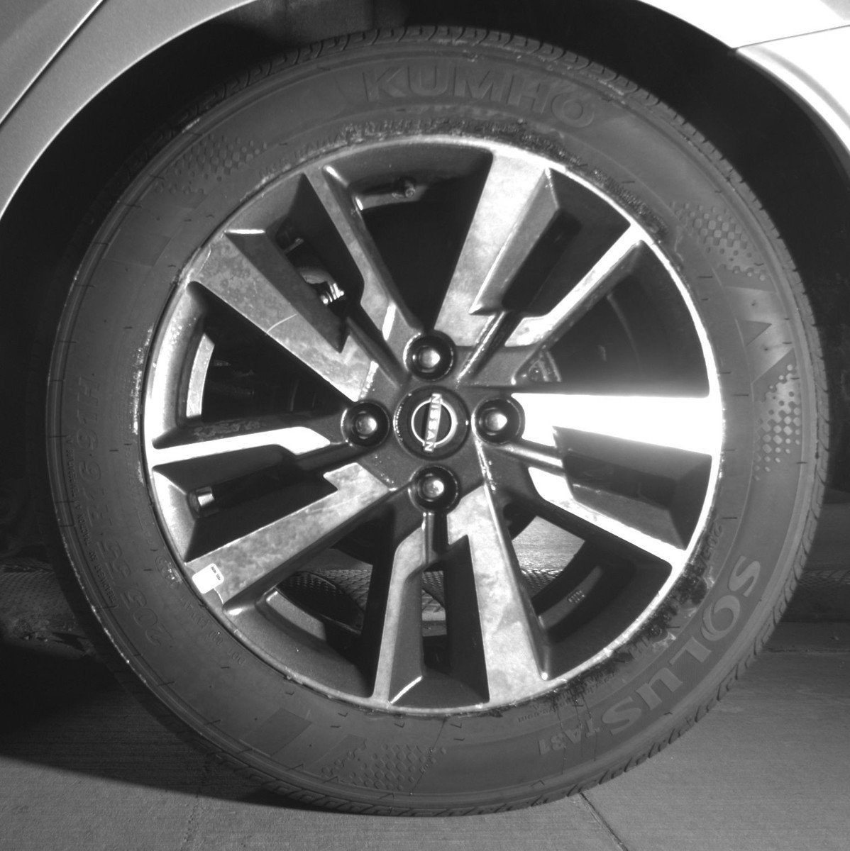 Used 2025 Nissan Versa SV image 14