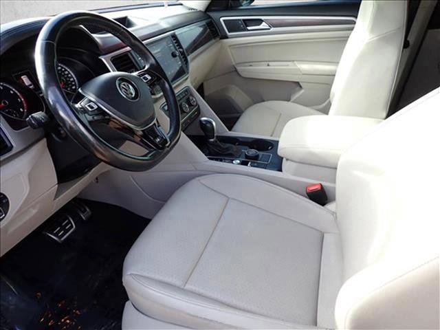 Used 2019 Volkswagen Atlas SE w/ Towing Package image 11