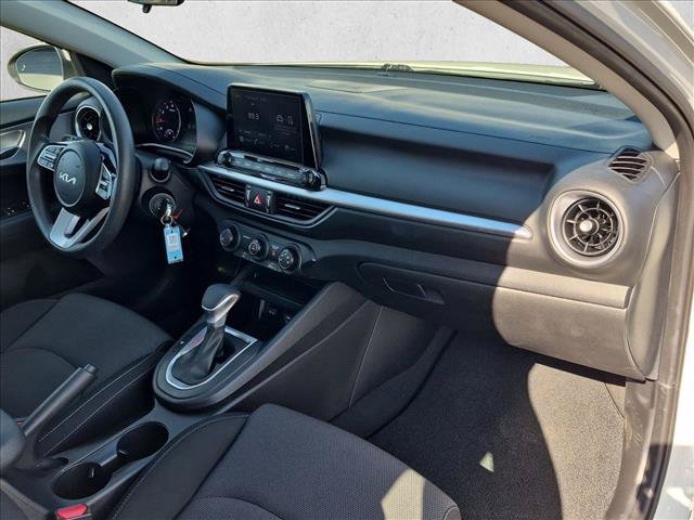Used 2023 Kia Forte LXS w/ LXS Technology Package FWD image 21