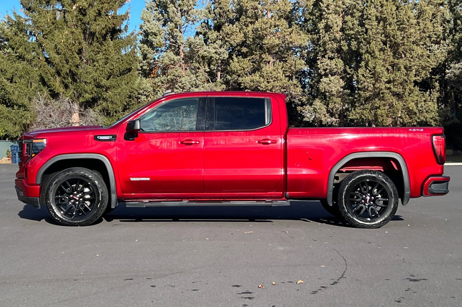 Used 2022 GMC Sierra 1500 Elevation image 8