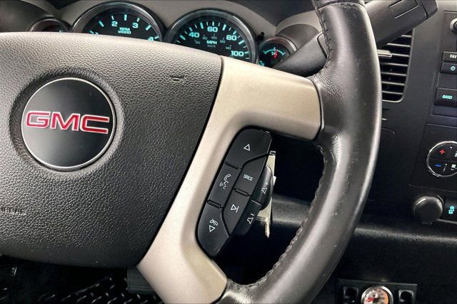 Used 2013 GMC Sierra 2500 SLE w/ HD SLE Premium Package AWD/4WD image 21