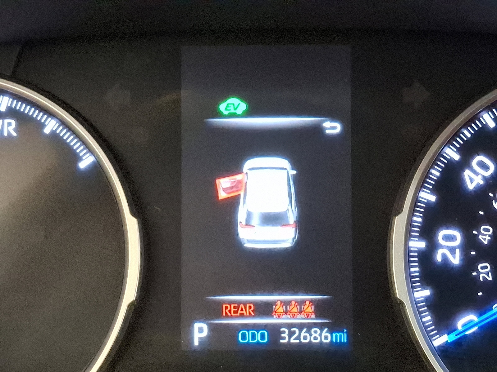 Certified 2022 Toyota RAV4 LE image 20