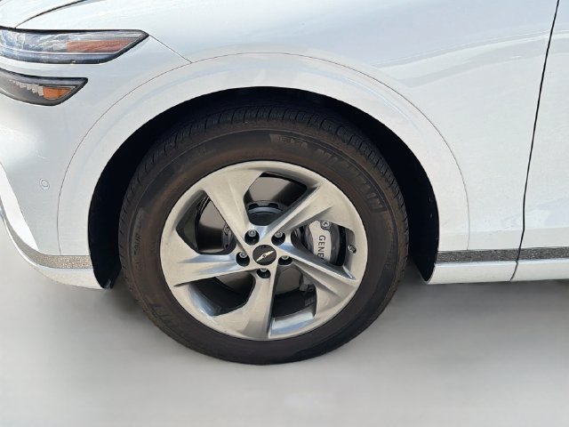Used 2026 Genesis GV70 2.5T Advanced w/ G1 Accessory Package AWD/4WD image 41